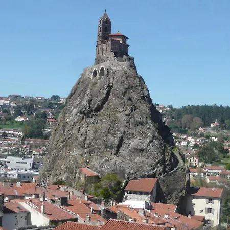 Le Petit St Clair *
