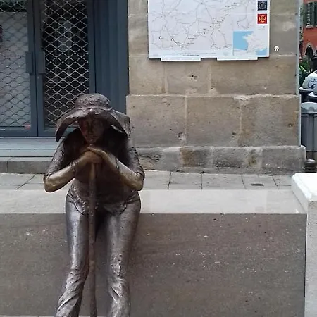 Le Petit St Clair